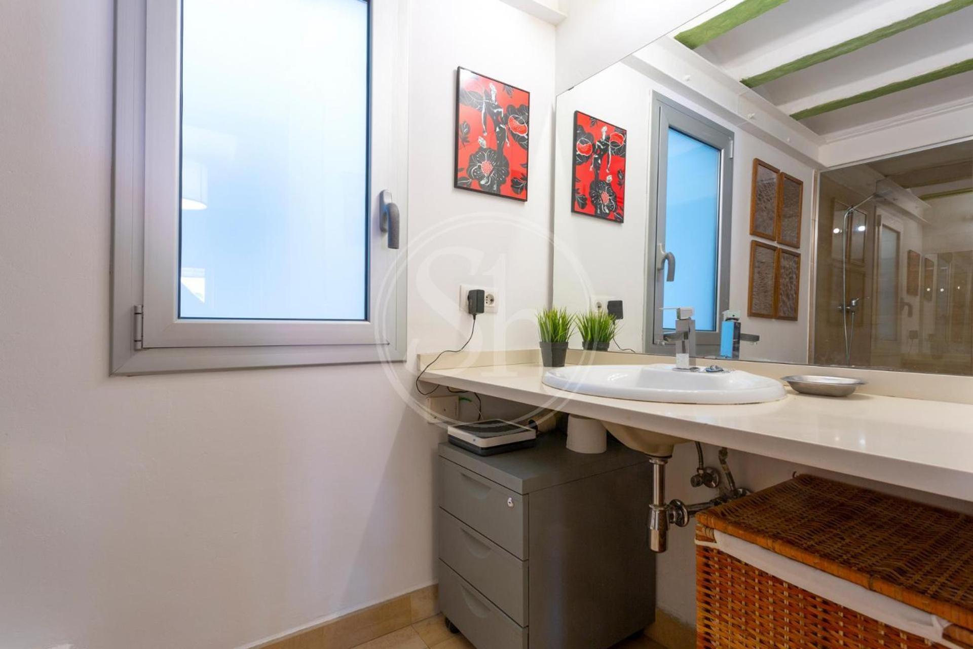 Appartement With Terrace In Gracia Barcelona