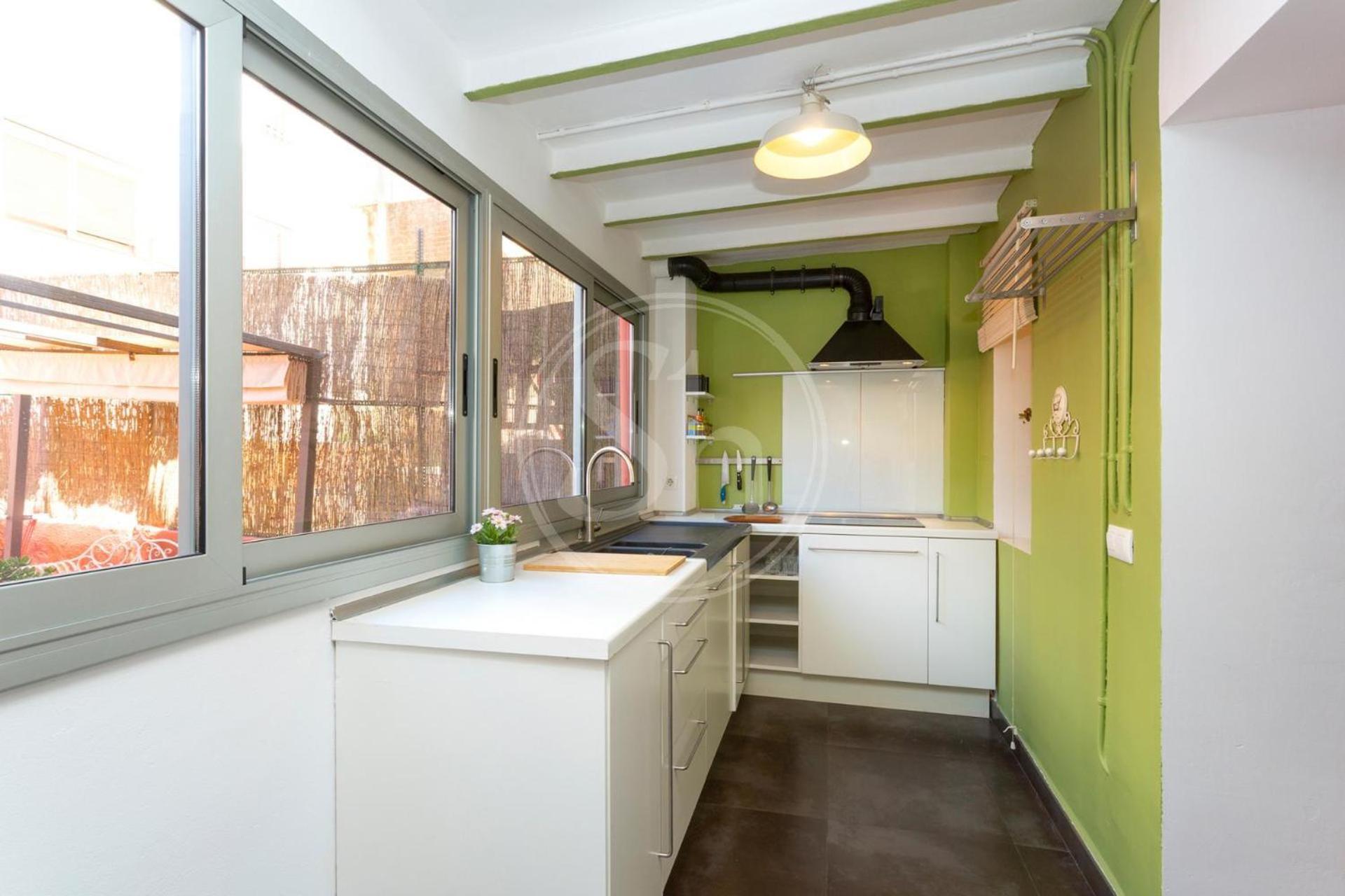 Appartement With Terrace In Gracia *